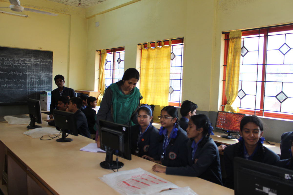 Oriental School Computer Lab