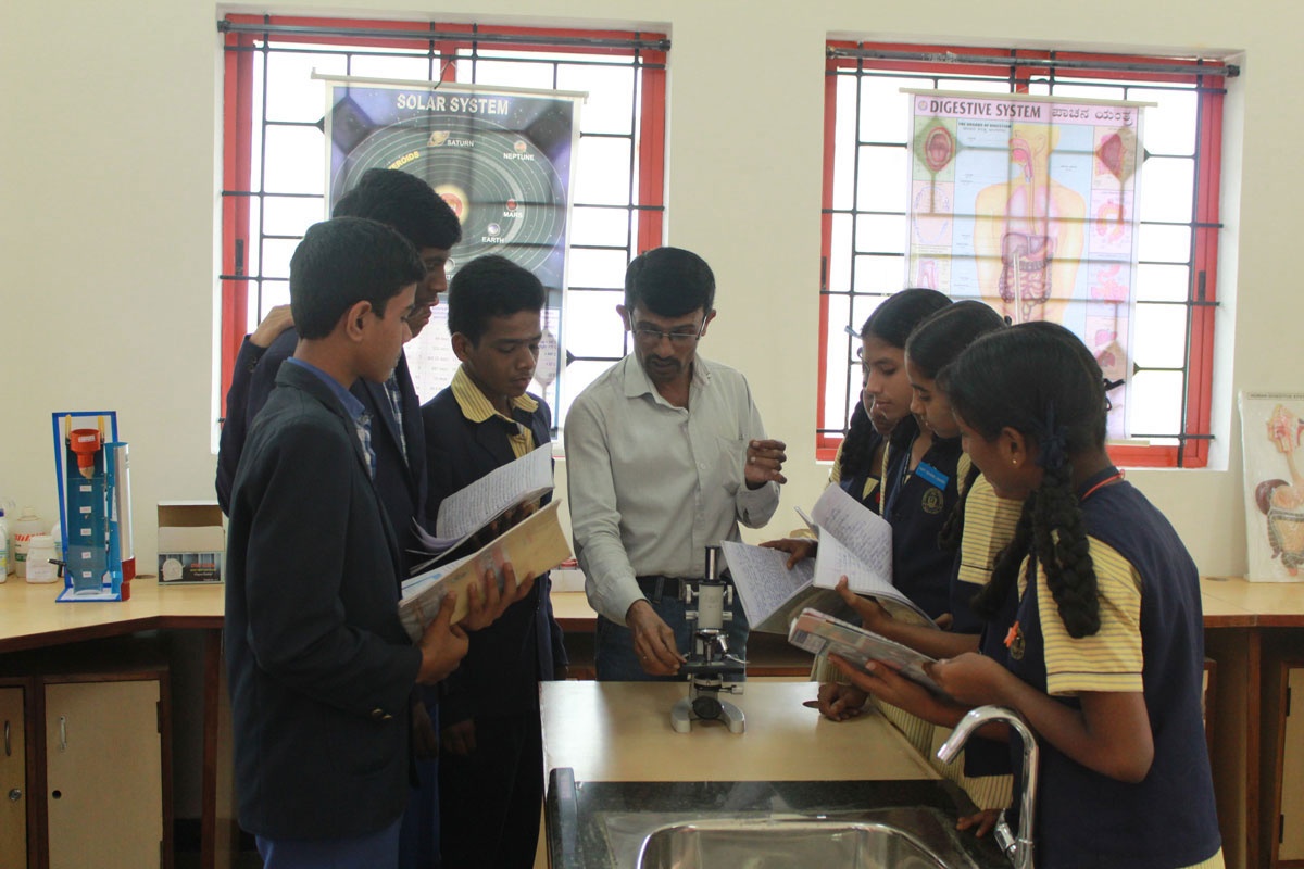 Oriental School Science Lab