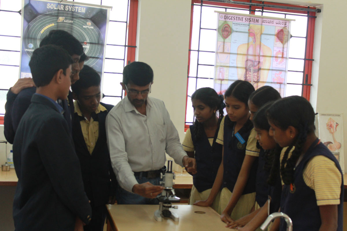 Oriental School Science Lab