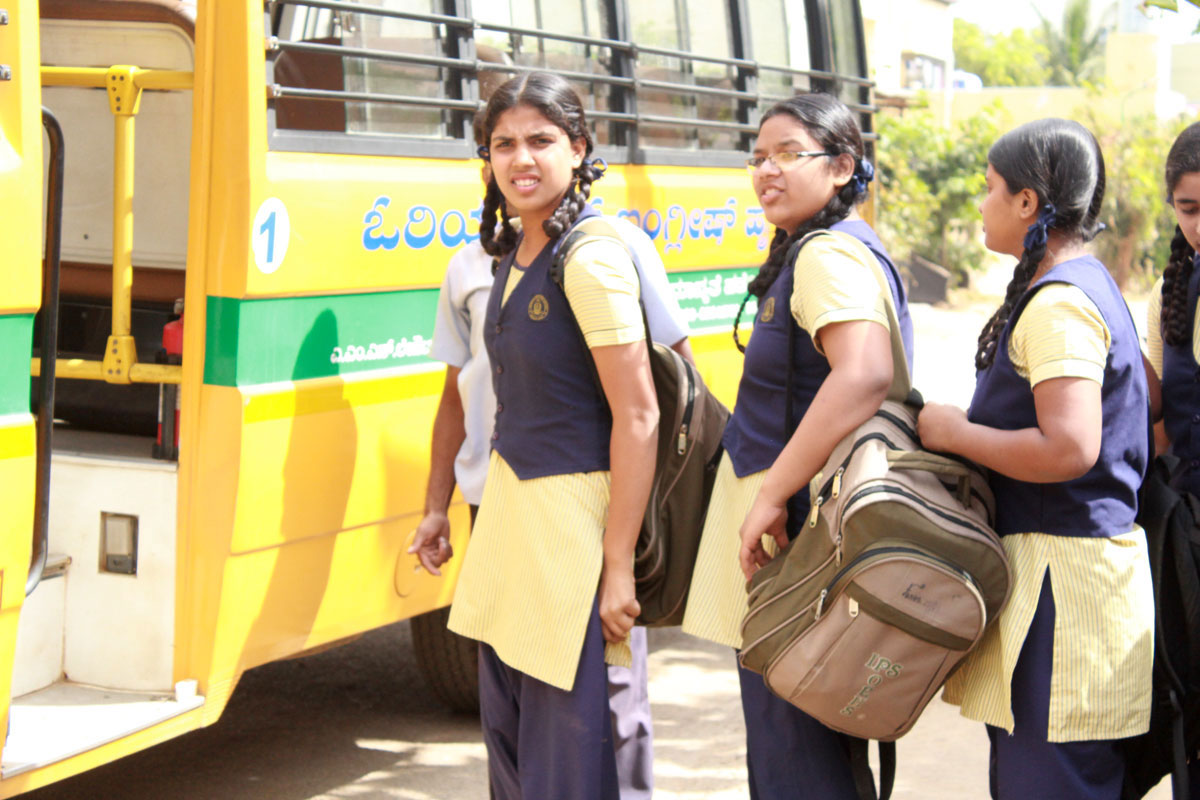 Oriental School Transport